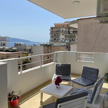 Near By The Sea Apartment Sarandë Buitenkant foto